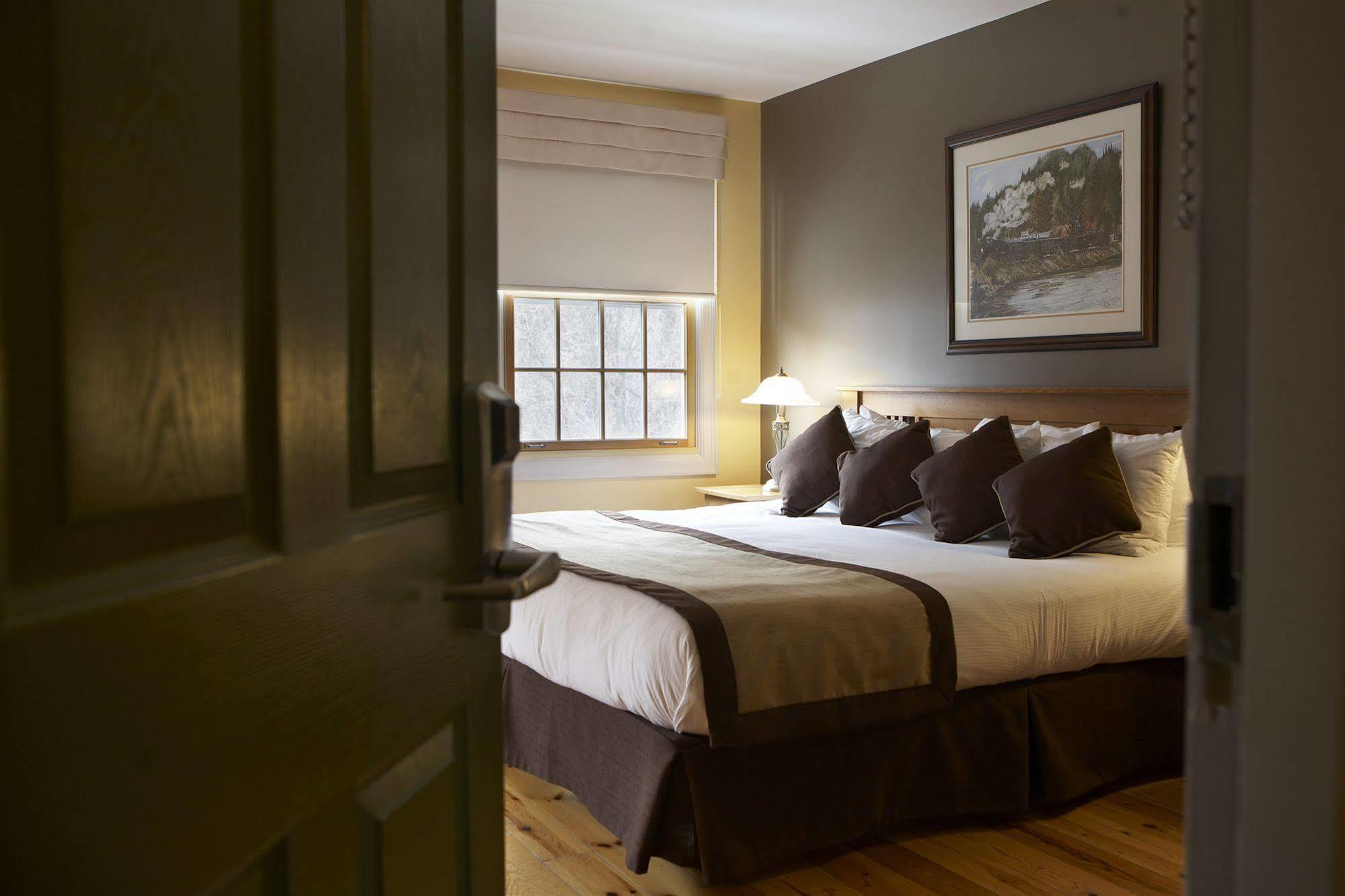 Moulin Wakefield Mill Hotel & Spa Extérieur photo